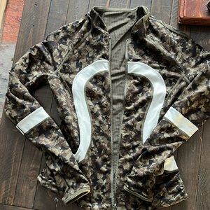 Reversible Lululemon jacket